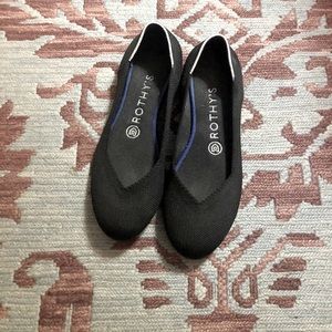 Rothy’s rounded toe flats